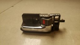 MAÇANETA INTERNA DIREITA TOYOTA HILUX 2005 A 2015 (19)