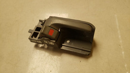 MAÇANETA INTERNA DIREITA TOYOTA HILUX 2005 A 2015 (7)