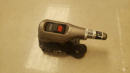 MAÇANETA INTERNA ESQUERDA TOYOTA COROLLA 2009 A 2014 (3)