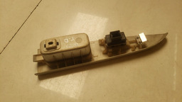 BOTAO VIDRO TRASEIRO DIREITO LIFAN 620 2009 A 2012