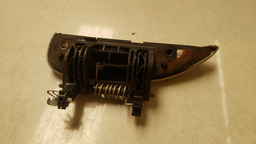 MAÇANETA EXTERNA LADO DIREITO RENAULT SANDERO 2015 A 2021