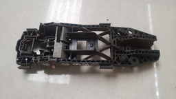 CAVALETE MAÇANETA DIANTEIRA DIREITA VW TIGUAN 2009 A 2015