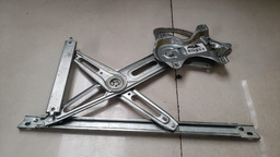 MAQUINA VIDRO DIANTEIRA ESQUERDA TOYOTA HILUX 2016 A 2021