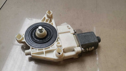 MOTOR MÁQUINA VIDRO TRASEIRA DIREITA MERCEDES C180 2011