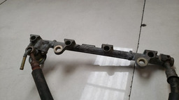 FLAUTA COMBUSTÍVEL TOYOTA COROLLA 1996 A 2002 (2)