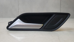 MAÇANETA INTERNA TRASEIRA ESQUERDA AUDI A3 2013 A 2016