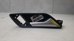 MAÇANETA INTERNA DIANTEIRA DIREITA AUDI A3 2013 A 2016