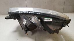 FAROL DIREITO RENAULT SANDERO 2015 A 2021 