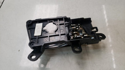 MAÇANETA INTERNA TRASEIRA ESQUERDA KIA OPTIMA 2010 A 2015