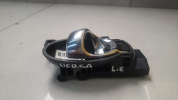 MAÇANETA INTERNA LADO ESQUERDO NISSAN VERSA 2016 A 2021