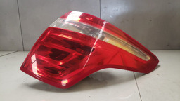 LANTERNA TRASEIRA DIREITA C4 PICASSO 2009 A 2014 (CANTO)