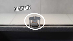 TAMPA CAIXA FUSÍVEL GM AGILE 2010 COM DETALHE