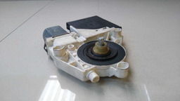 MOTOR MÁQUINA VIDRO DIANTEIRO ESQUERDO PASSAT 3.2 2008 2009