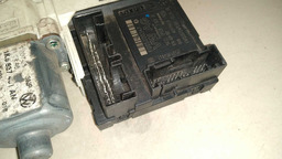 MOTOR MÁQUINA VIDRO DIANTEIRO ESQUERDO PASSAT 3.2 2008 2009