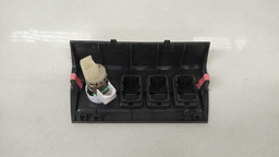 MOLDURA ACENDEDOR CIGARRO TOYOTA RAV4 2010