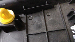 MOLDURA EXTERNA PORTA TRASEIRA DIREITA HYUNDAI VELOSTER 2013