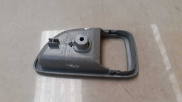 MOLDURA MAÇANETA INTERNA TRASEIRA DIREITA HYUNDAI AZERA 2010