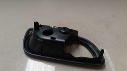 MOLDURA MAÇANETA INTERNA TRASEIRA E. DODGE JOURNEY 2012