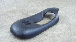 MOLDURA MAÇANETA INTERNA LADO DIREITO GM CORSA 1994 A 2003