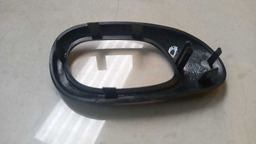 MOLDURA MAÇANETA INTERNA DIANTEIRA DIREITO PEUGEOT 207 2012