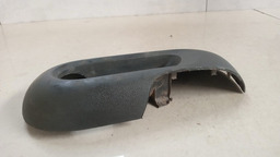 MOLDURA MAÇANETA INTERNA DIANTEIRA ESQUERDA GM MONTANA 2009