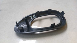 MOLDURA MAÇANETA INTERNA DIANTEIRA ESQUERDO PEUGEOT 207 2012