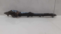 GUIA PARA-CHOQUE TRASEIRO ESQUERDO TOYOTA COROLLA 2013