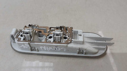 LUZ TETO CORTESIA RENAULT LOGAN 2011 ORIGINAL