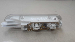 LUZ TETO CORTESIA RENAULT SANDERO 2009 A 2012 (1 )
