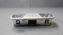 LUZ TETO TRASEIRO CORTESIA AUDI Q3 2015 2016 2017