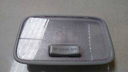 LUZ TETO CORTESIA KIA CERATO 2009 2010 2011