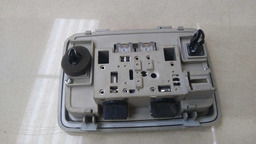 LUZ TETO CORTESIA GM CAPTIVA 2011 A 2015