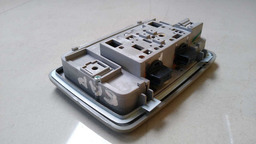 LUZ TETO CORTESIA GM CAPTIVA 2011 A 2015 (1)