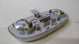 LUZ TETO CORTESIA FORD FUSION 2009 2010 (1)