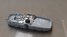 LUZ TETO CORTESIA FORD KA 2019 A 2021 ORIGINAL