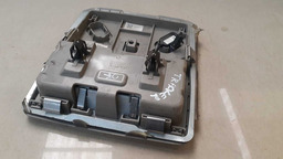 LUZ TETO CORTESIA GM TRACKER 2014