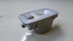 LUZ TETO CORTESIA DIREITO HYUNDAI SANTA FE 2008 (1)