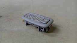 LUZ CORTESIA QUEBRA SOL LADO ESQUERDO HYUNDAI VELOSTER 2013