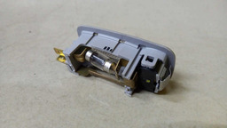 LUZ CORTESIA QUEBRA SOL LADO ESQUERDO HYUNDAI VELOSTER 2013