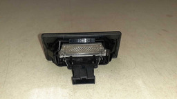 LANTERNA LUZ PLACA AUDI A4 TFSI 2011 ORIGINAL