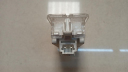 LUZ PORTA MALAS RENAULT LOGAN 2011 ORIGINAL