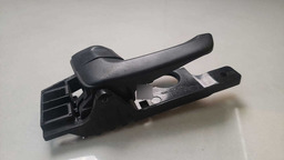 MAÇANETA INTERNA DIANTEIRA ESQ. KIA SPORTAGE 2005 A 2012 (2)