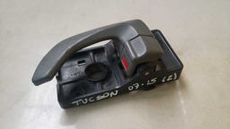 MAÇANETA INTERNA DIANTEIRA E. HYUNDAI TUCSON 2007 A 2015 (2)