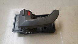 MAÇANETA INTERNA DIANTEIRA E. HYUNDAI TUCSON 2007 A 2015 (2)