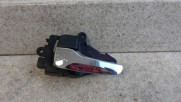 MAÇANETA INTERNA TRAS. ESQUERDA MITSUBISHI LANCER 2012 2013 PRETO