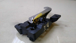 MAÇANETA INTERNA DIANTEIRA ESQUERDA HYUNDAI HB20 S GDI 2020