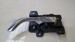 MAÇANETA INTERNA DIANTEIRA ESQUERDA HYUNDAI HB20 S GDI 2020