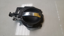 MAÇANETA INTERNA ESQUERDA CITROEN C3 2008 A 2013 (5)
