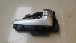 MAÇANETA INTERNA DIANTEIRA DIREITA HYUNDAI IX35 2010 A 2015