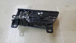 MAÇANETA INTERNA DIANTEIRA DIREITA KIA SORENTO 2010 A 2013